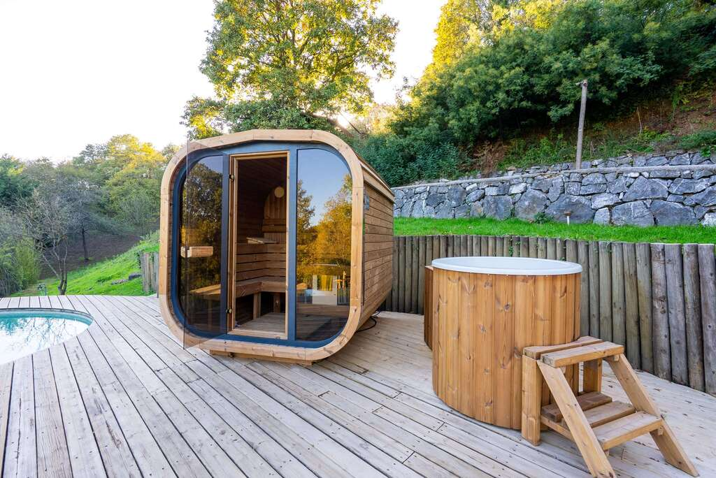 Beykoz Aura Sauna ve Solo Cold Plunge 